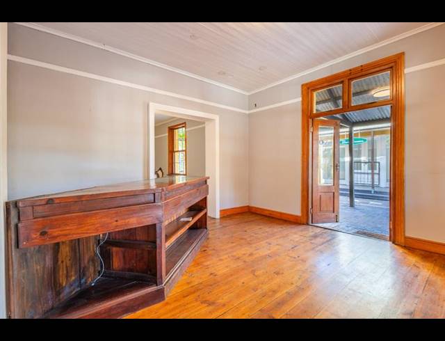 BUSINESS PROPERTY TO RENT IN KNYSNA CENTRAL